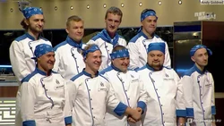Ҳама Одамон Аз Ошхона Акс