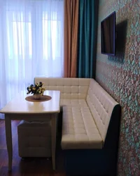 Дызайн маленькай кухні з канапай