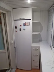 Xrushchevdagi muzlatgichli koridor dizayni
