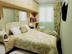 Inexpensive bedroom design in Khrushchev