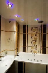 Kiçik bir vanna otağı fotoşəkil dizaynı üçün tavan