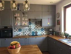 Patchwork uslubidagi oshxonalar fotosurati