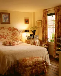 Retro style bedroom design