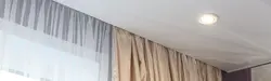 Фота карніза на нацяжной столі на кухні