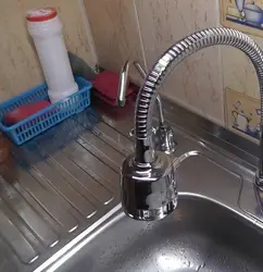 Как установить смеситель на кухне на мойку фото