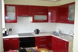 Kitchen burgundy set photo