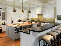 Kitchen design with breakfast bar and island