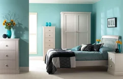 What color goes with blue in a bedroom interior