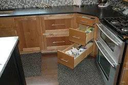 Дызайн кутняй кухні з правым кутом