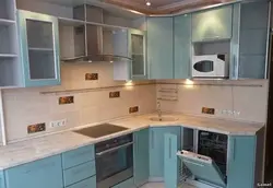 Corner Kitchen Design With Right Corner