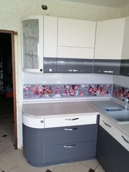 Mətbəx interyerində qrafit presləri