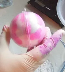 Сурати бомбаҳои ваннаи DIY