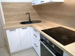 Нанги Бунратти дар акси дохилии ошхона