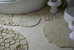 Bathroom design with rugs