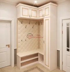 Koridor foto dizaynında giriş zalı küncü