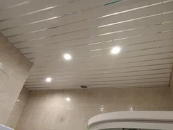 Ванна бөлмесіндегі төбелерді жобалау