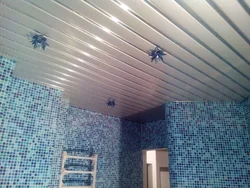 Ceiling panels photo bathroom