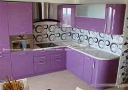 Дохилии ошхона дар ранги хокистарии lilac