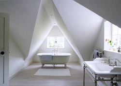 Bath design with mansard roof