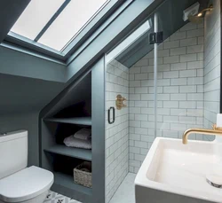 Bath design with mansard roof