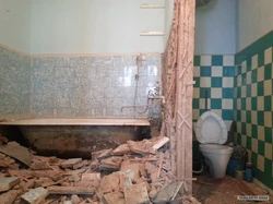 Газовая колонка в ванной комнате в сталинке фото