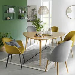 Photos of kitchen tables and chairs in kitchen interiors