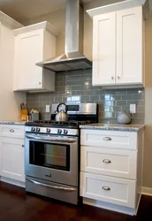 Hoods in the kitchen with venting to ventilation in the interior