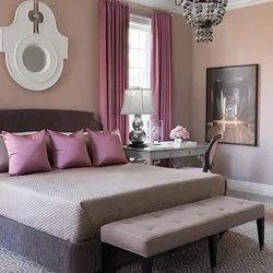 Combination of pink color in the bedroom interior photo