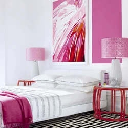Combination of pink color in the bedroom interior photo