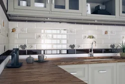 Fashionable kitchen tile design