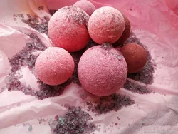 Bath bombs pictures