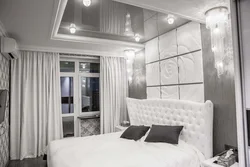 Glossy ceiling design in bedroom