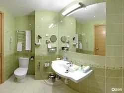 Bath interior in pistachio color