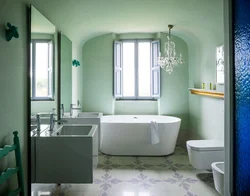 Bath Interior In Pistachio Color