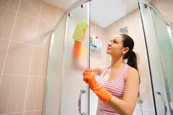 Cleaning The Bathtub Photo