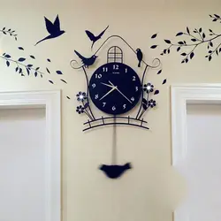 Соат Дар Долон Акс Дар Дохили