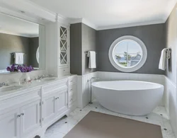 American style bathtub interior