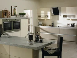 Does gray go with beige in the kitchen interior?
