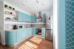 What color goes with turquoise in the kitchen interior