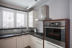 Дизайн маленькой кухни с духовым шкафом