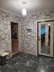 Панэлі пвх у пярэдні пакой на сцяну фота