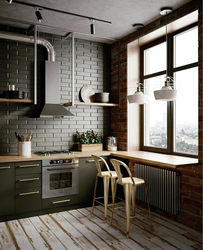 Loft uslubidagi kichkina oshxonaning ichki qismi