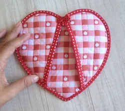 How to sew oven mitts for the kitchen, patterns with photos