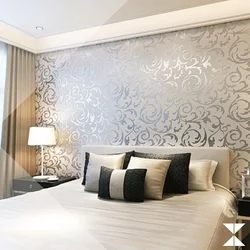How to combine wallpaper photo in the bedroom