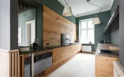 Дызайн кухні з драўлянымі фасадамі фота