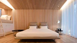 Bedroom Design With Lining On The Ceiling