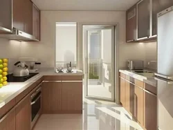 Pəncərə və üç qapı ilə mətbəx dizaynı