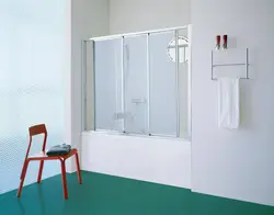 Glass screen for bathroom photo