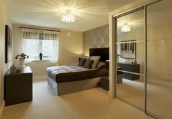 Bedroom design door in the middle