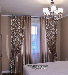 Curtains with eyelets in the bedroom interior photo